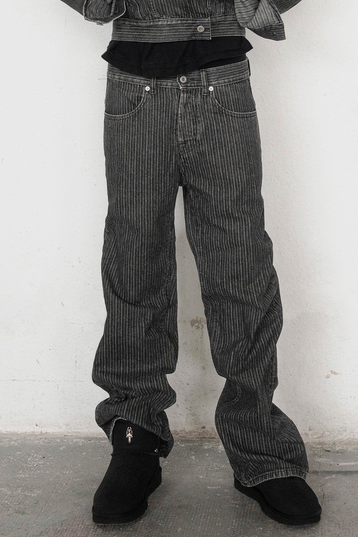VERTICAL SLUB ACID WASHED CHARCOAL DENIM - BOOTCUT